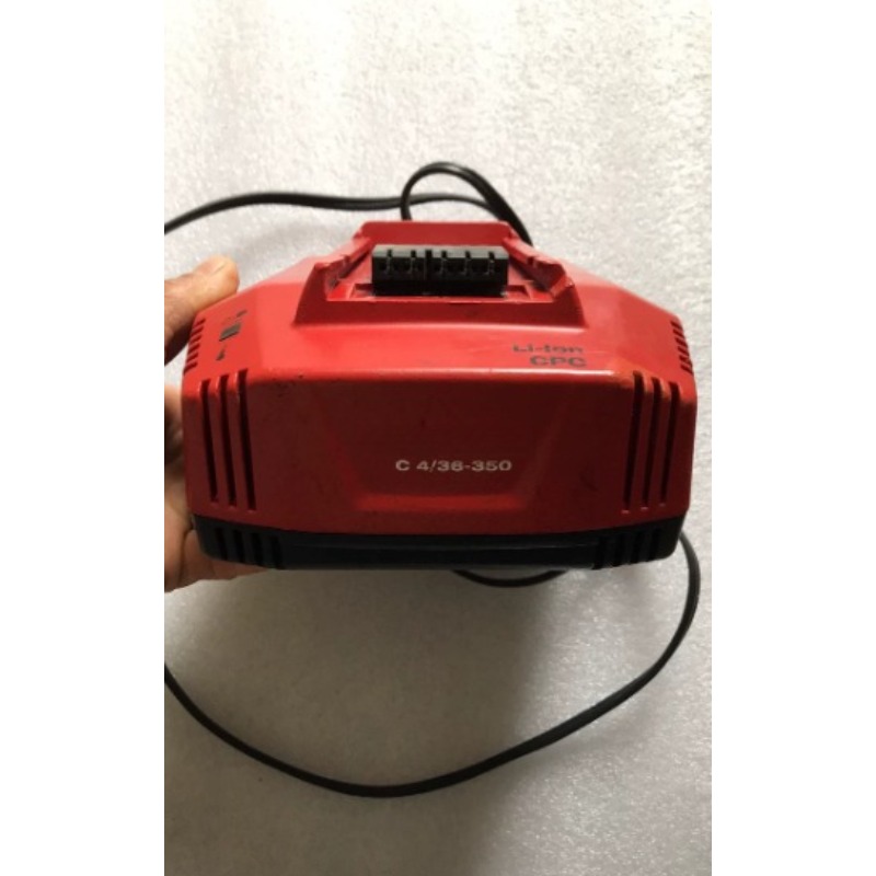 Multi-Voltage Fast Charger C 4 - Power Tools Station ulasan dan harga